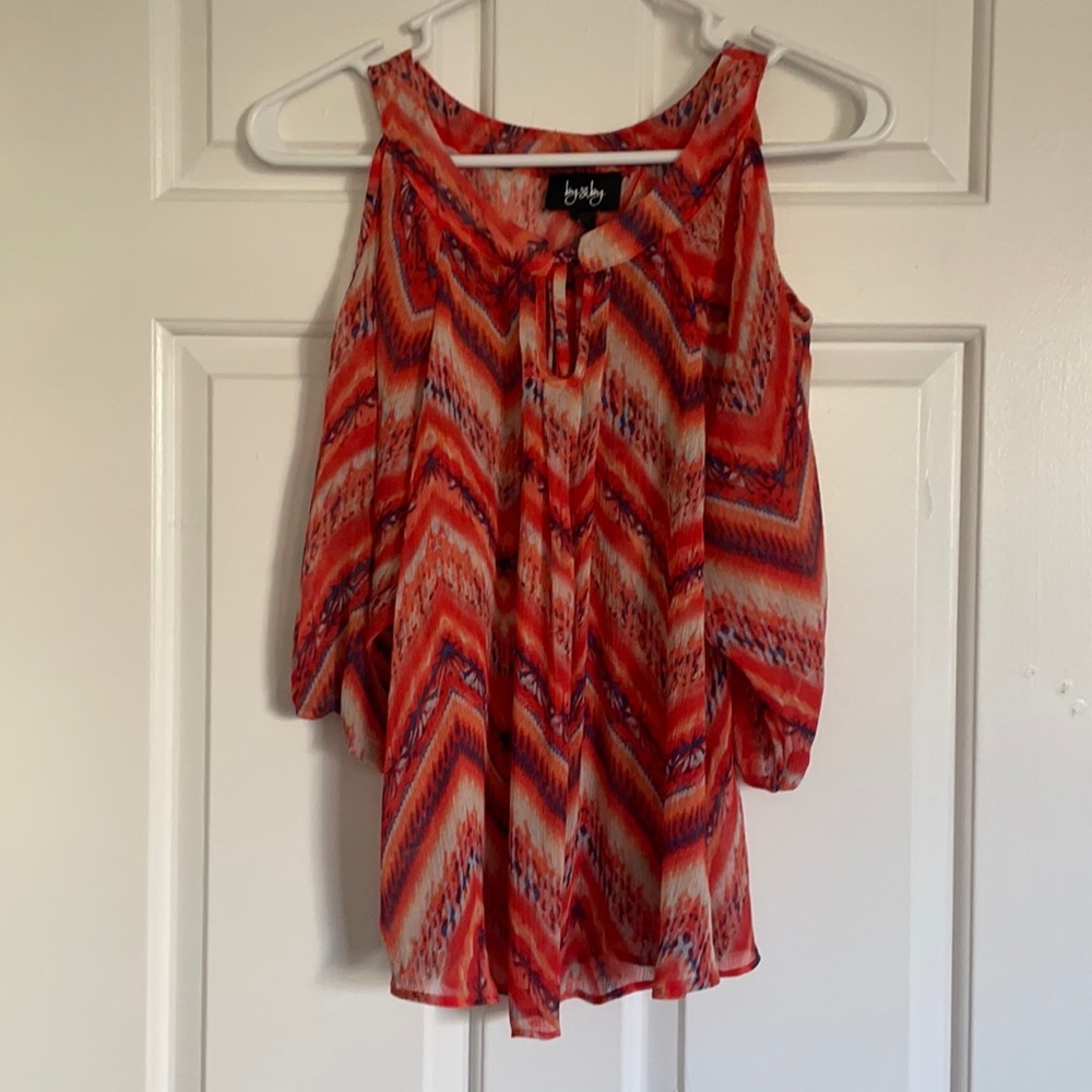 Colorful 3/4 sleeve top